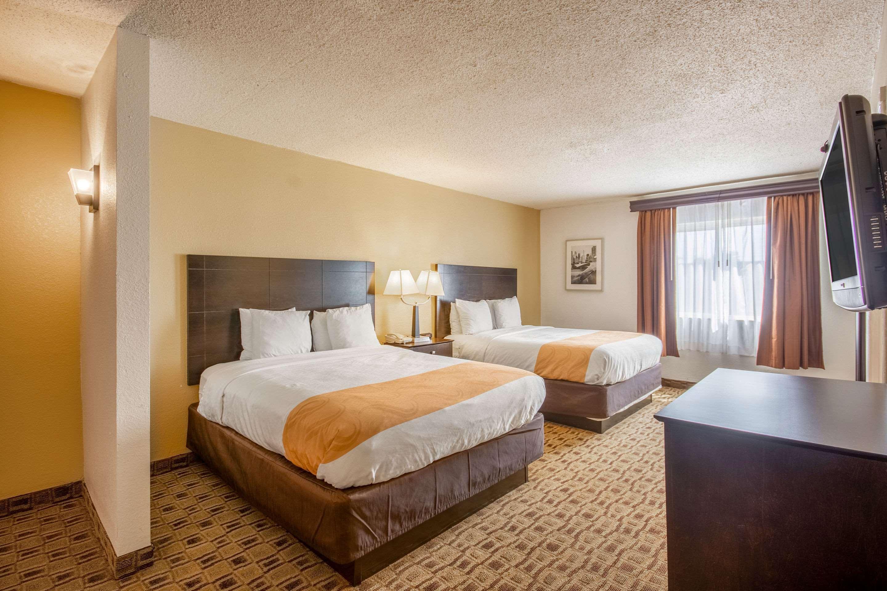 Coratel Plus Suites Wichita West Airport 외부 사진