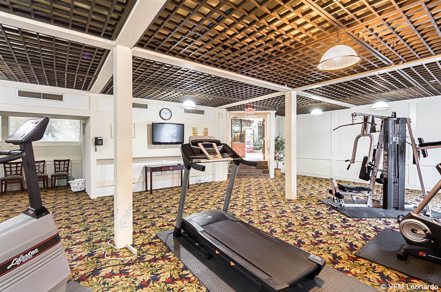 Coratel Plus Suites Wichita West Airport 외부 사진