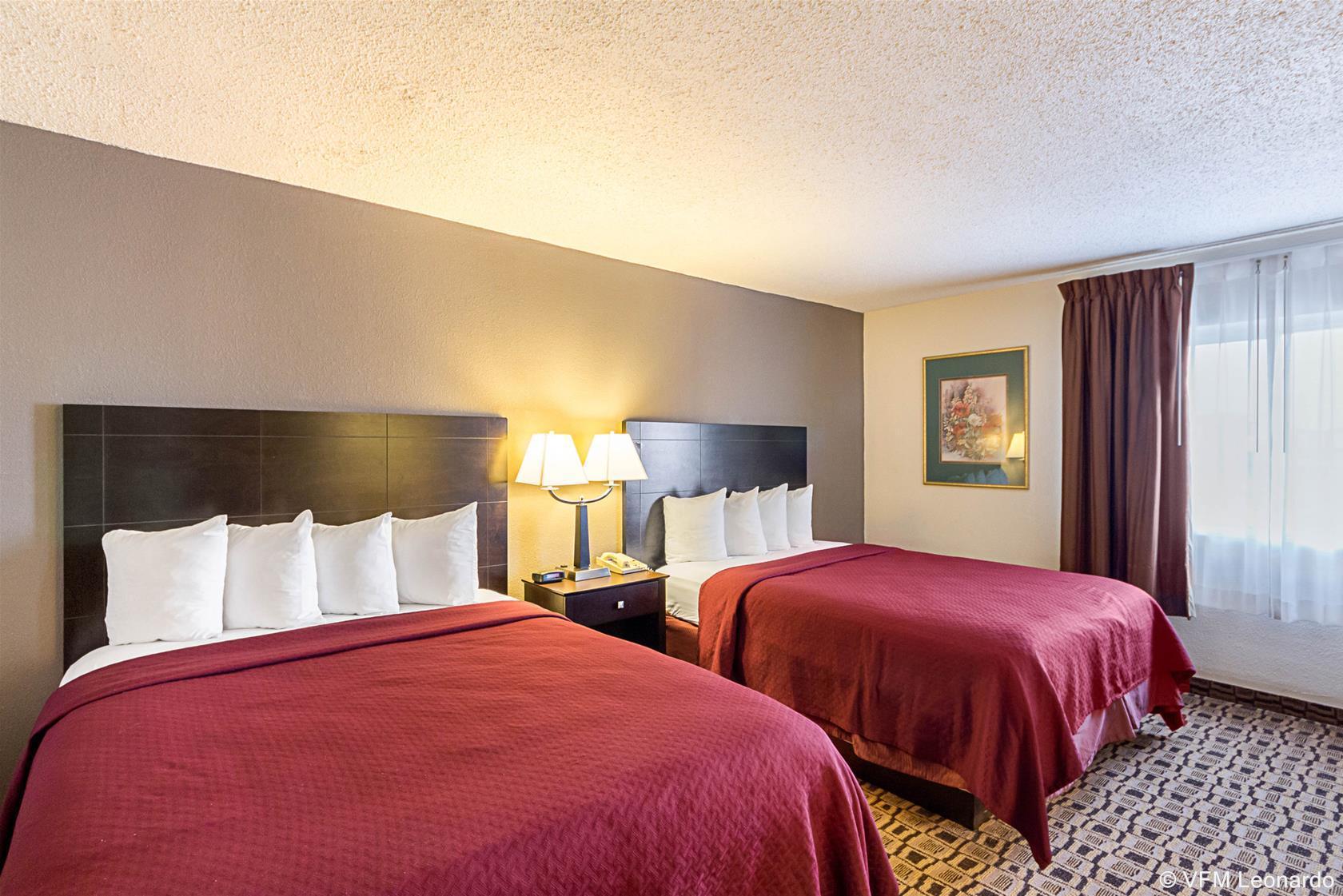 Coratel Plus Suites Wichita West Airport 외부 사진